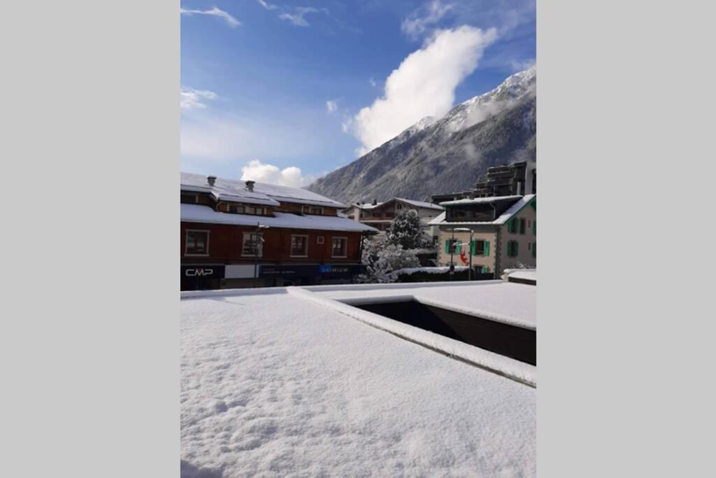 Appartamento Chamonix centre - WIFI - Parking - Rés Aiguille du midi Esterno foto